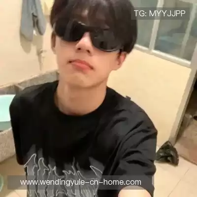 岑宝菱